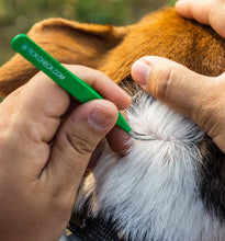 Load image into Gallery viewer, Premium Tick Remover Kit
